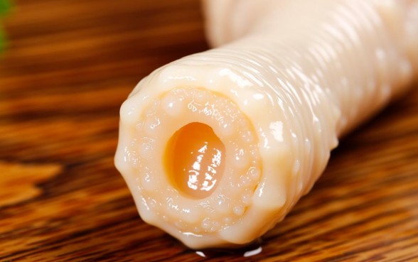 买的鸡爪子为啥爪子下边有个口子呢