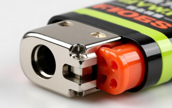 防风打火机下面的口子是干嘛用的