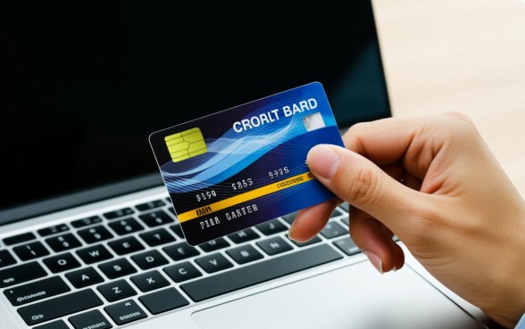网上借贷和信用卡哪个安全可靠