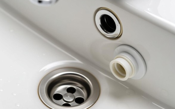 面盆下水管两个口子是干啥用的